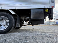 いすゞエルフアルミバン小型（2t・3t）[写真25]