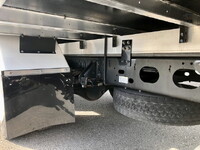 いすゞフォワード冷凍車（冷蔵車）中型（4t）[写真24]