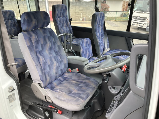 いすゞジャーニーバス[写真18]
