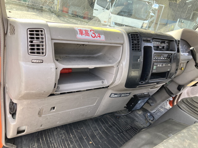 日野デュトロ高所作業車小型（2t・3t）[写真32]