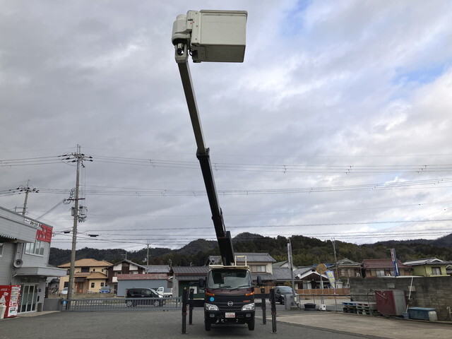日野デュトロ高所作業車小型（2t・3t）[写真07]