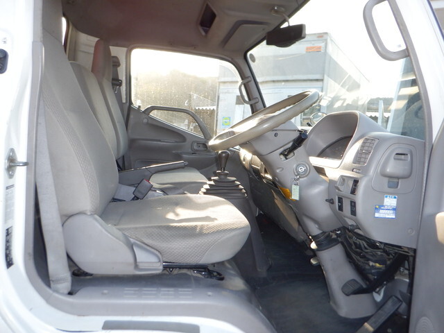 日野デュトロクレーン4段小型（2t・3t）[写真33]