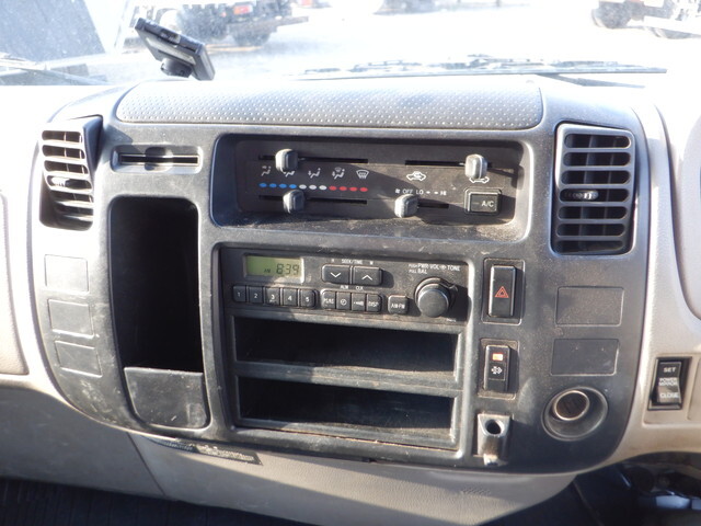 日野デュトロクレーン4段小型（2t・3t）[写真38]