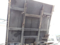 三菱ふそうキャンターダンプ小型（2t・3t）[写真12]