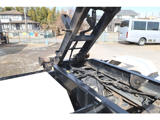 日野レンジャーコンテナ専用車中型（4t）[写真16]