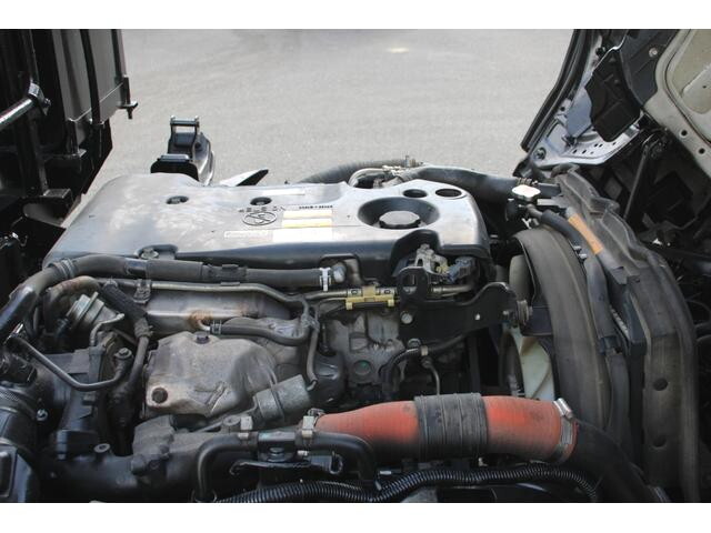 いすゞエルフコンテナ専用車小型（2t・3t）[写真10]