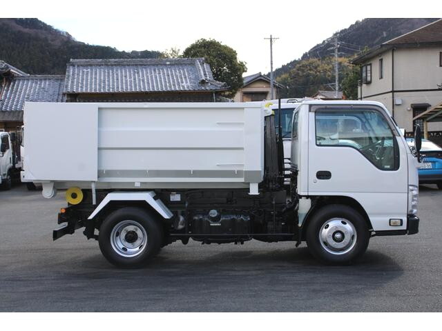 いすゞエルフコンテナ専用車小型（2t・3t）[写真14]