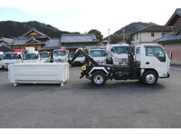 いすゞエルフコンテナ専用車小型（2t・3t）[写真19]