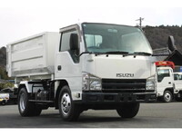 いすゞエルフコンテナ専用車小型（2t・3t）[写真01]