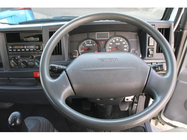 いすゞエルフコンテナ専用車小型（2t・3t）[写真31]