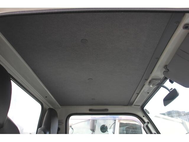 いすゞエルフコンテナ専用車小型（2t・3t）[写真39]