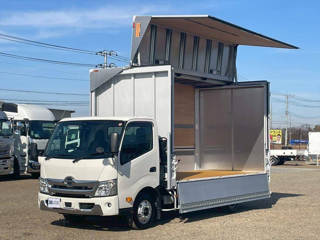 日野デュトロアルミウイング小型（2t・3t）[写真11]