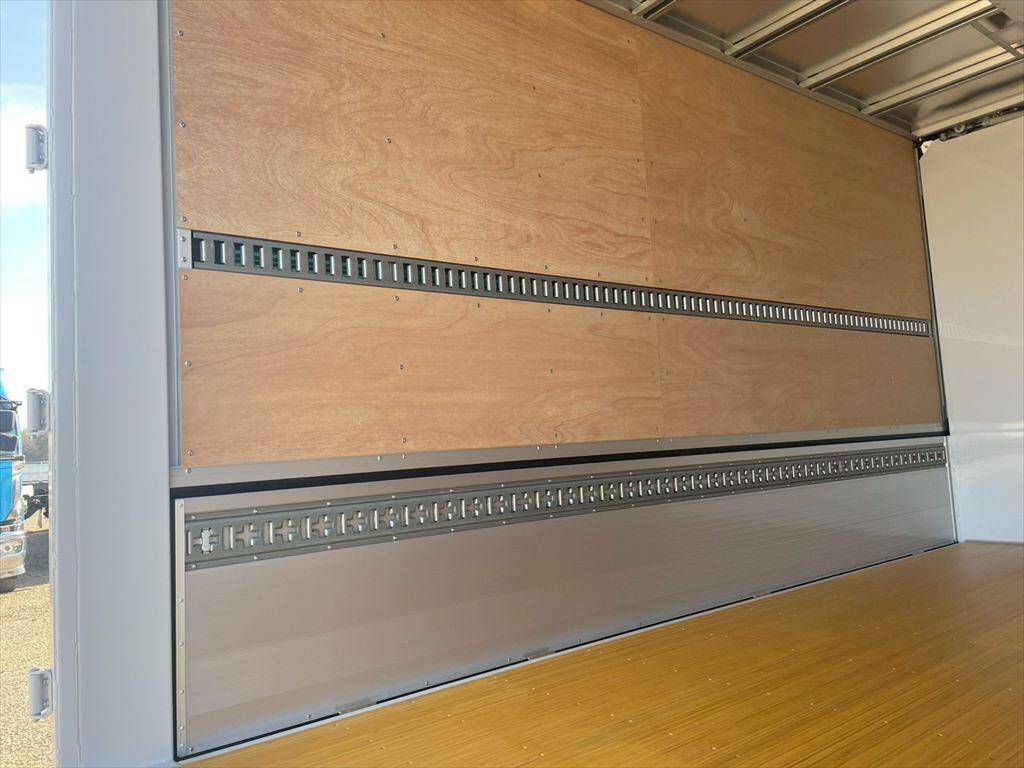 日野デュトロアルミウイング小型（2t・3t）[写真09]