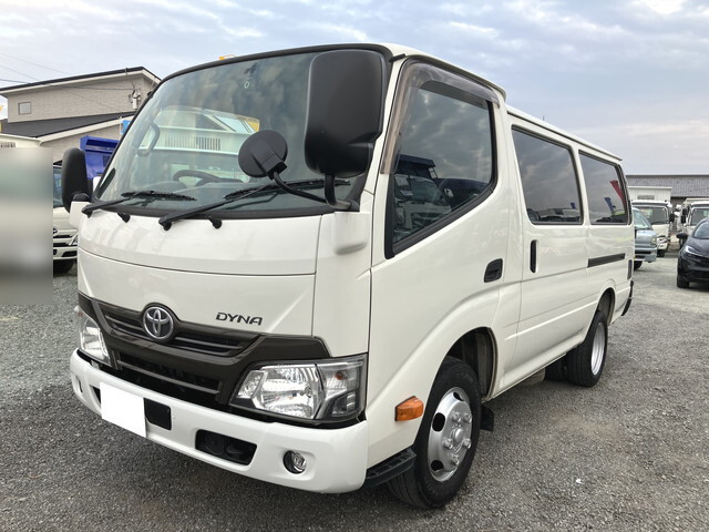 トヨタデュトロパネルバン小型（2t・3t）[写真03]