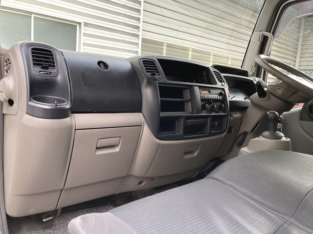 日産アトラスアルミバン小型（2t・3t）[写真19]