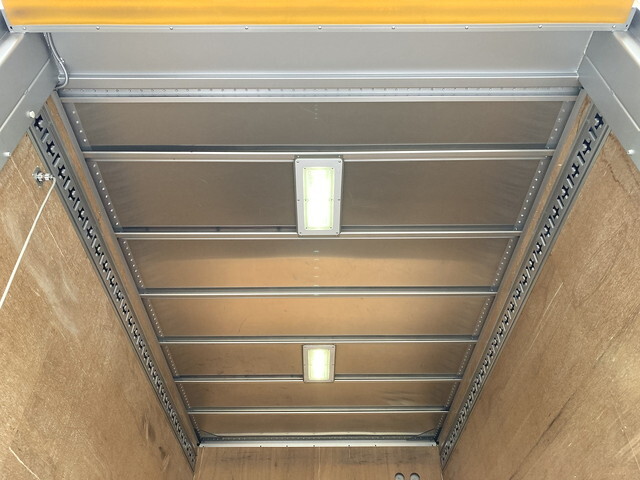 日産アトラスアルミバン小型（2t・3t）[写真24]