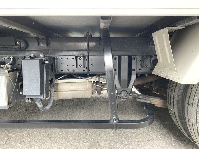 日産アトラスアルミバン小型（2t・3t）[写真31]