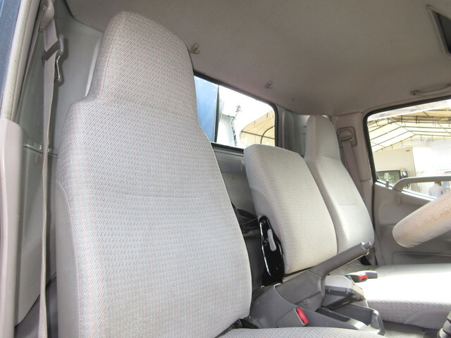 トヨタトヨエースクレーン4段小型（2t・3t）[写真23]