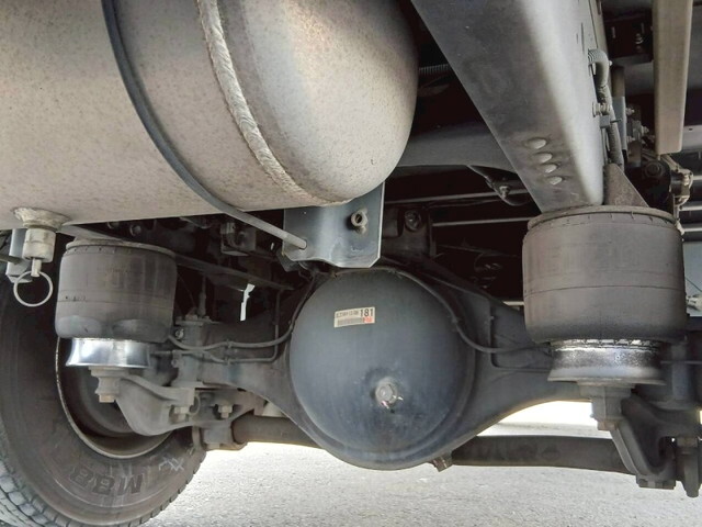 いすゞフォワードアルミウイング中型（4t）[写真20]