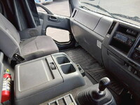 いすゞフォワードアルミウイング中型（4t）[写真30]