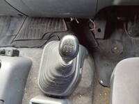 いすゞフォワードアルミウイング中型（4t）[写真32]