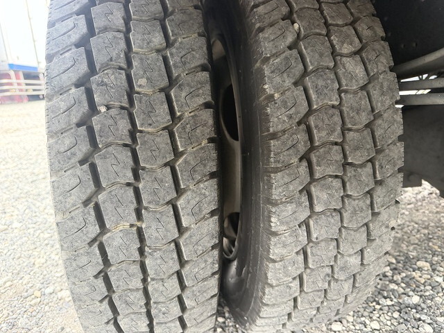 日野デュトロ冷凍車（冷蔵車）小型（2t・3t）[写真18]