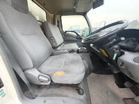 日野デュトロ冷凍車（冷蔵車）小型（2t・3t）[写真29]