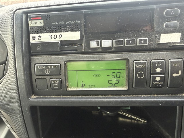 日野デュトロ冷凍車（冷蔵車）小型（2t・3t）[写真38]