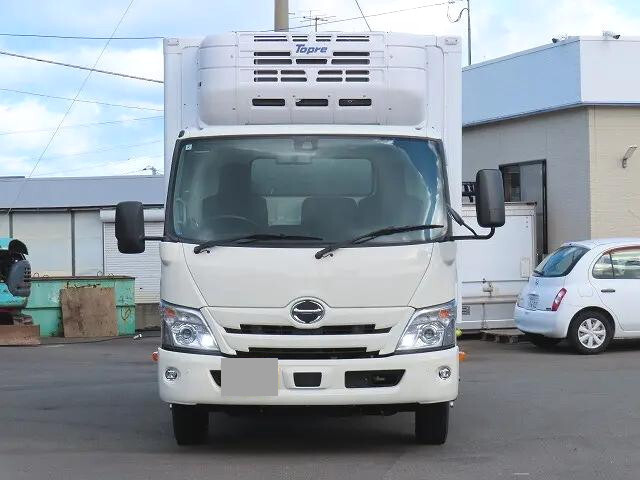 日野デュトロ冷凍車（冷蔵車）小型（2t・3t）[写真05]