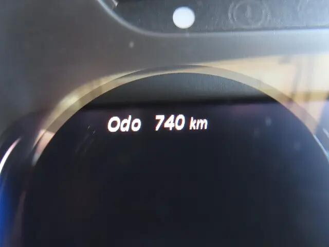 三菱ふそうキャンター平ボディ小型（2t・3t）[写真12]