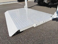 三菱ふそうキャンター平ボディ小型（2t・3t）[写真29]