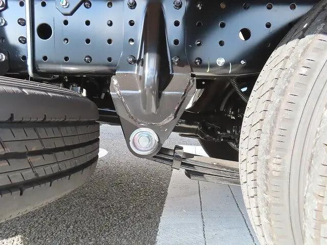 三菱ふそうキャンター平ボディ小型（2t・3t）[写真38]