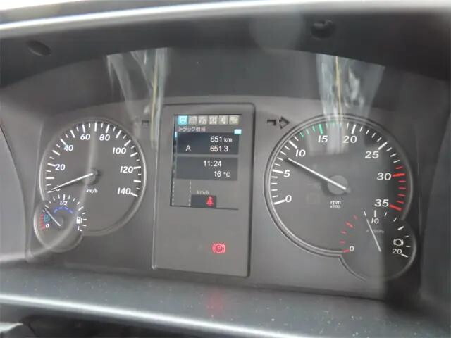 三菱ふそうファイターダンプ中型（4t）[写真11]