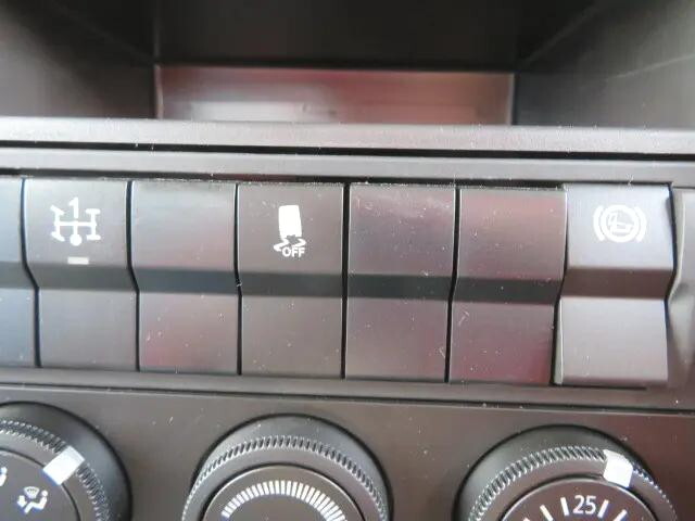 三菱ふそうファイターダンプ中型（4t）[写真18]