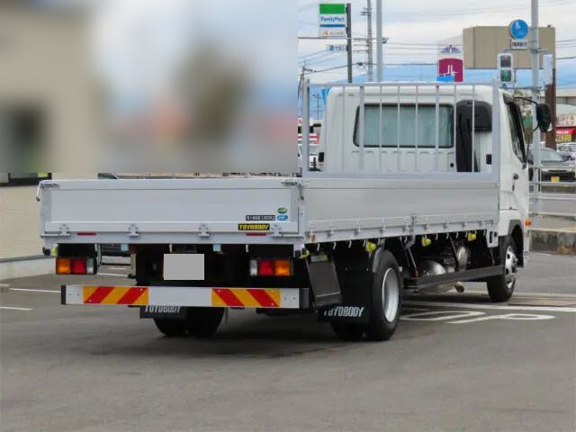 三菱ふそうファイターアルミブロック中型（4t）[写真02]
