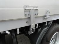 三菱ふそうファイターアルミブロック中型（4t）[写真29]