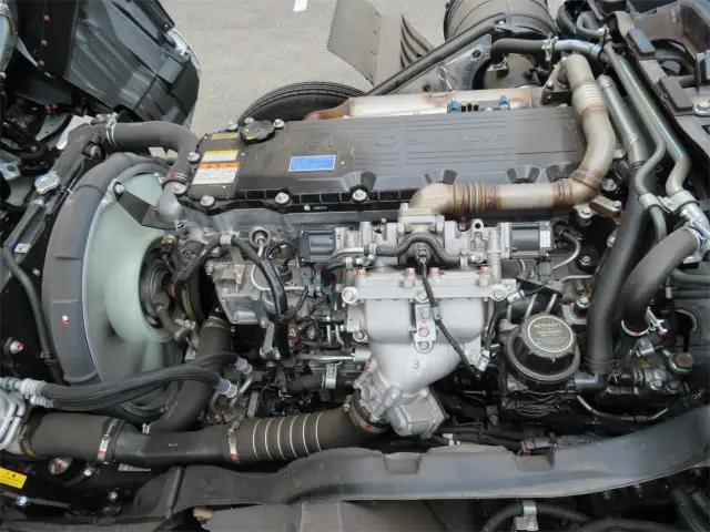 三菱ふそうファイターアルミブロック中型（4t）[写真32]