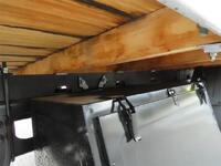 三菱ふそうファイターアルミブロック中型（4t）[写真38]