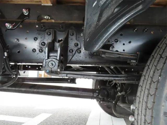 三菱ふそうファイターアルミブロック中型（4t）[写真38]