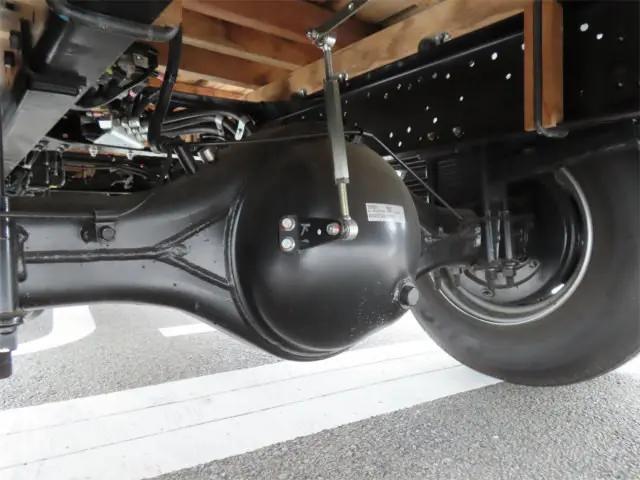 三菱ふそうファイターアルミブロック中型（4t）[写真39]