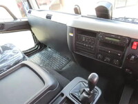 三菱ふそうファイターアルミウイング中型（4t）[写真12]