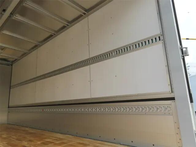 三菱ふそうファイターアルミウイング中型（4t）[写真23]