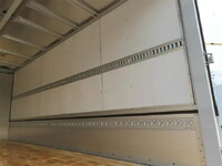 三菱ふそうファイターアルミウイング中型（4t）[写真24]