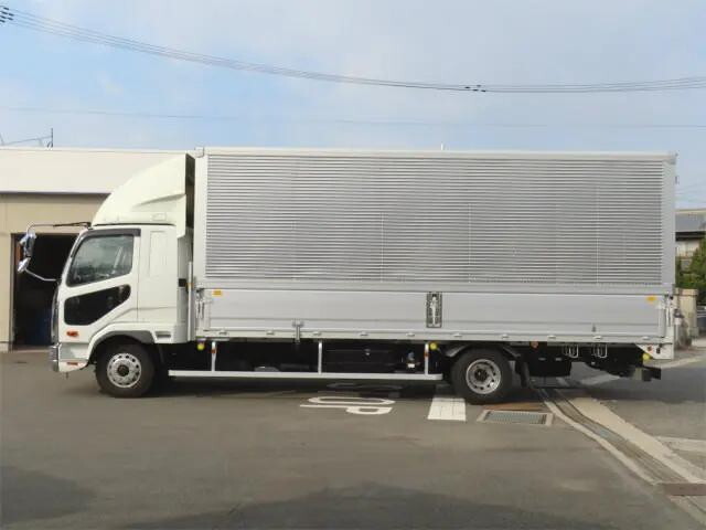 三菱ふそうファイターアルミウイング中型（4t）[写真03]