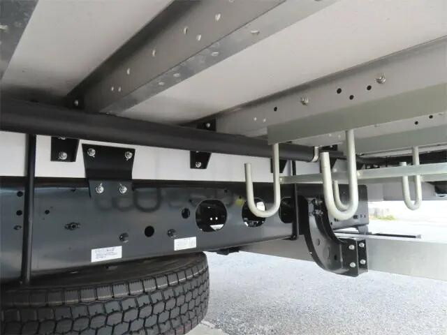 三菱ふそうファイターアルミウイング中型（4t）[写真35]