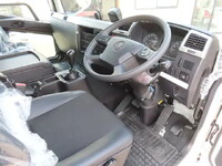 三菱ふそうファイターアルミウイング中型（4t）[写真08]