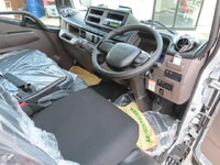 三菱ふそうキャンターダブルキャブ（Wキャブ）小型（2t・3t）[写真11]