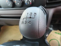 三菱ふそうキャンターダブルキャブ（Wキャブ）小型（2t・3t）[写真18]