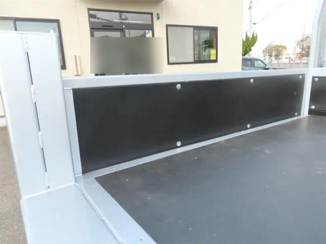 三菱ふそうキャンターダブルキャブ（Wキャブ）小型（2t・3t）[写真26]