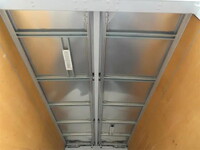 いすゞフォワードアルミウイング増トン（6t・8t）[写真21]